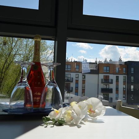 Apartament Mili ミエンジズドロイェ エクステリア 写真