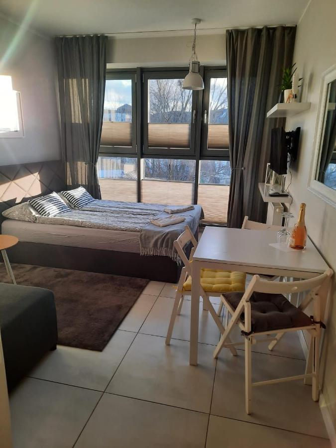 Apartament Mili ミエンジズドロイェ エクステリア 写真